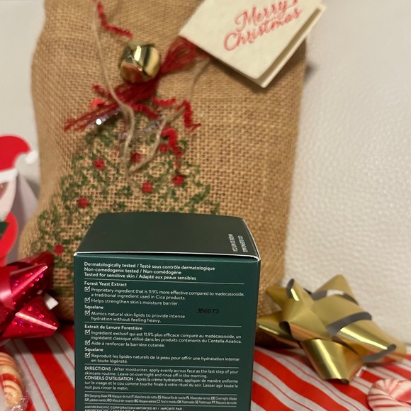 LANEIGE Hypoallergenic Cica Sleeping Mask! 2.0 Ounce - Picture 3 of 6